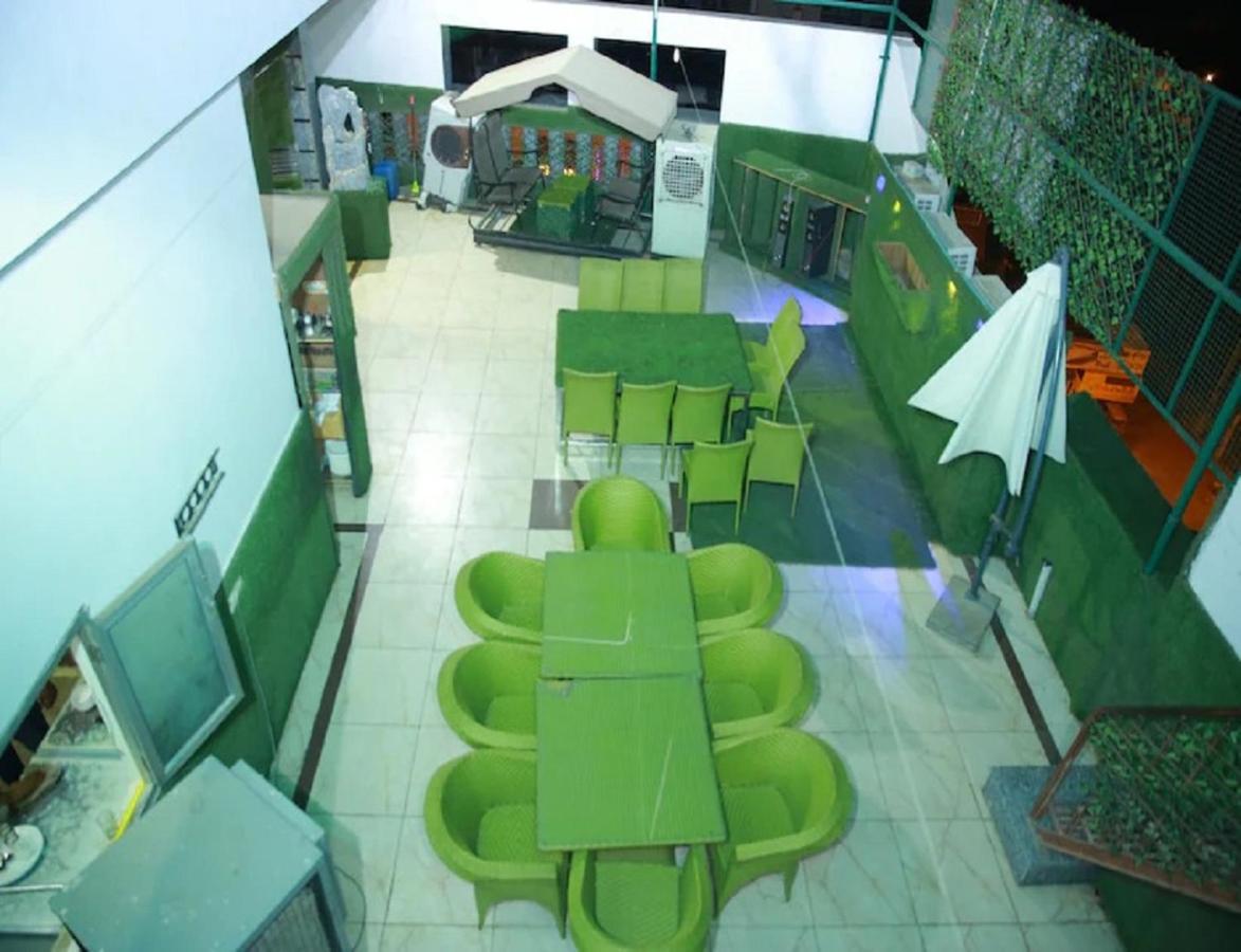 Hotel Kings, Rohtak Esterno foto